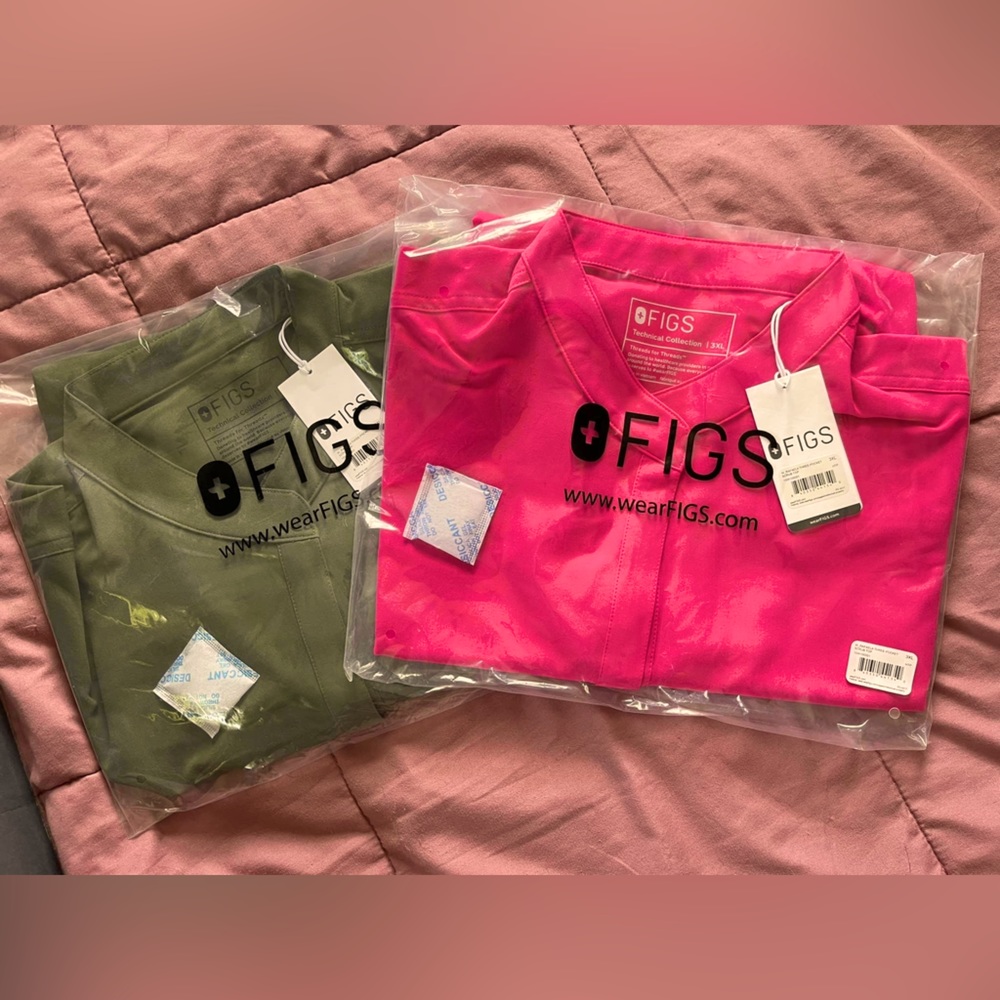 Brand new 3xl figs with tags